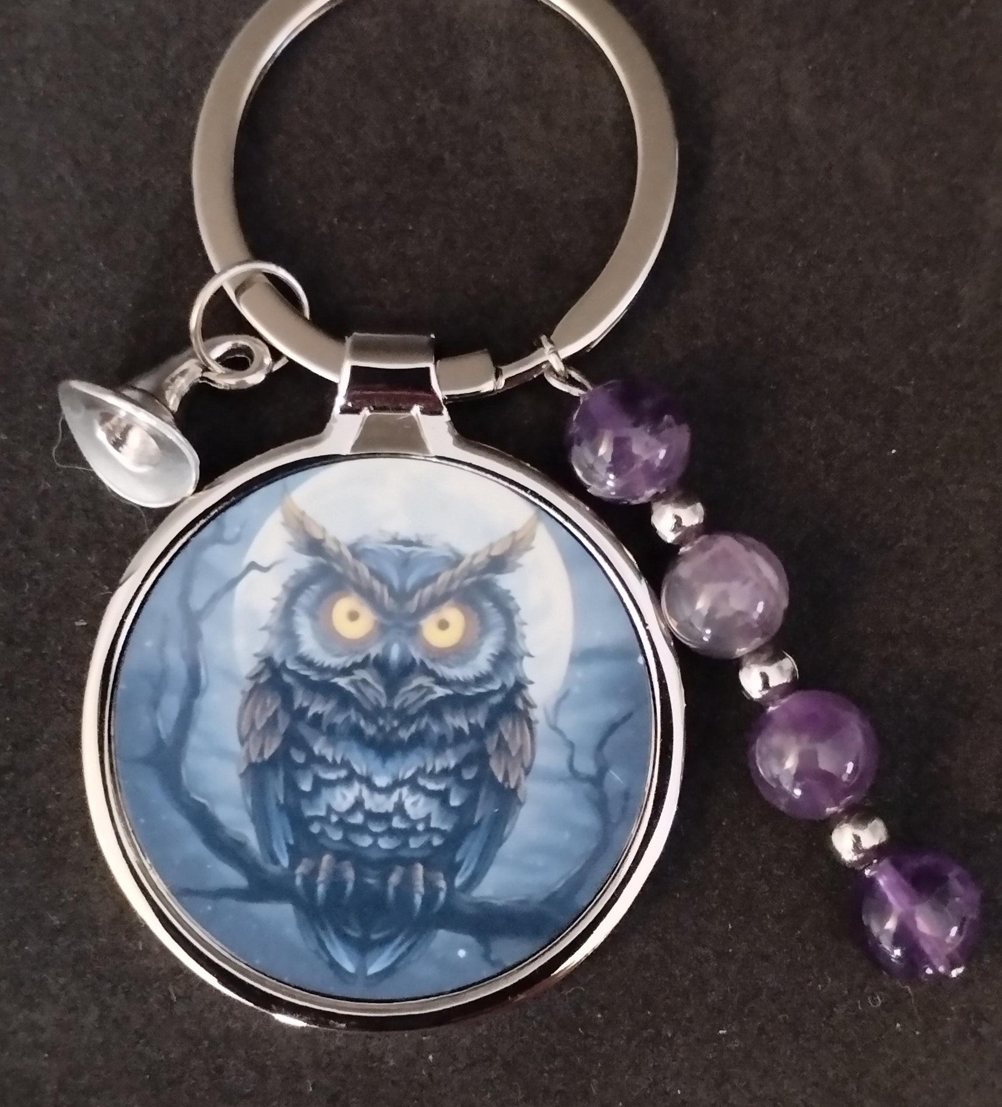 Owl keyring with amethyst crystals and a charm