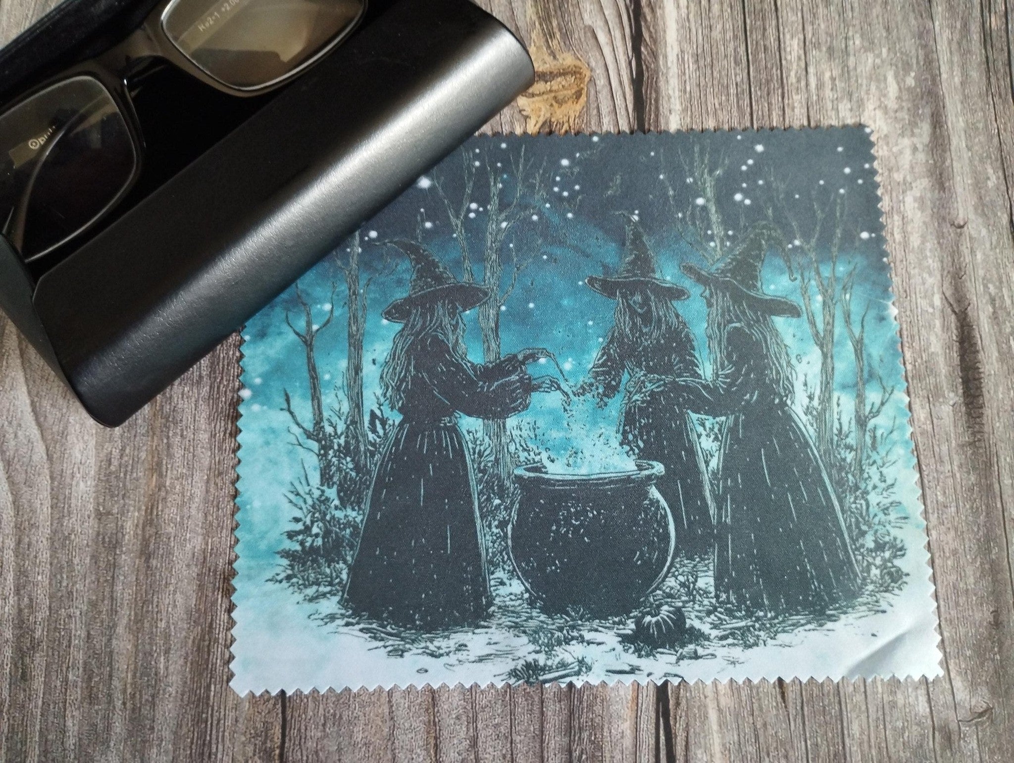 Lens cloth, spectacle cloth, Witch glasses cloth